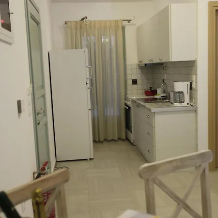 Tiepolo Maisonette アパート